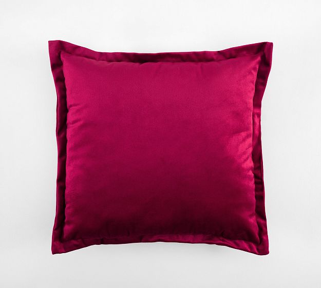 Красный "с ушками" 45*45